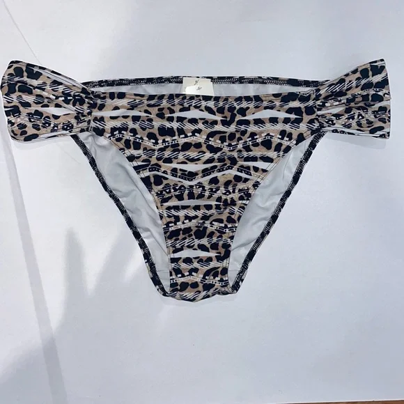 Multicolor Victoria's Secret Animal Print Ruffle Bikini Set - Picture 3 of 5
